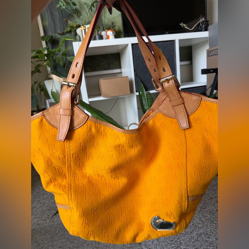 Dooney & Bourke Kristen Tote Bag